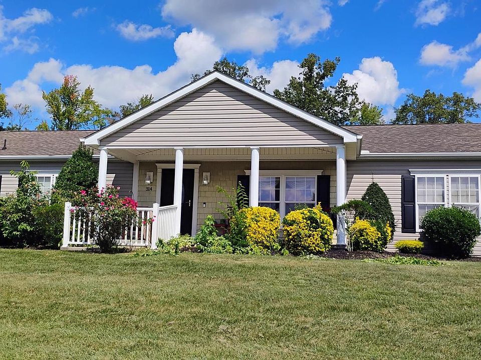 1st image of 314 Persimmon Cir W #314