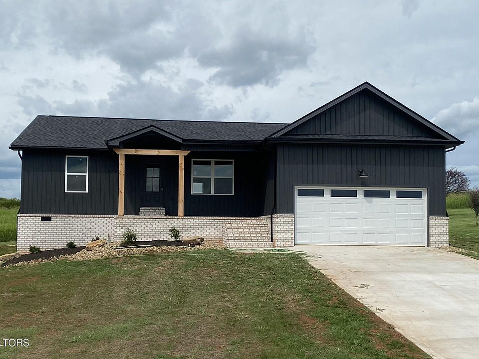 1st image of 208 Terry Ln