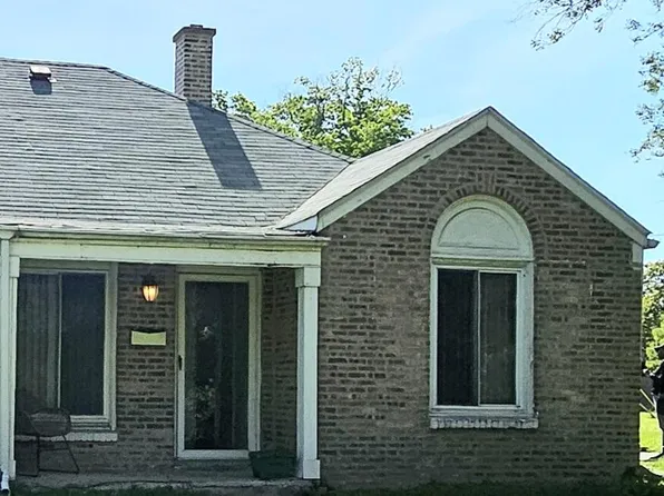 7608 Manor Ave, Munster, IN 46321
