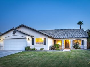 12317 Grand Teton Dr, Bakersfield, CA 93312