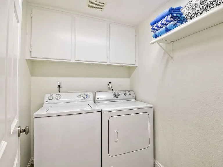6057 Paseo Carreta — Photo 16