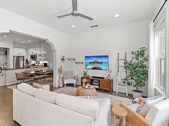 4th image of 3206 Garden Villa Ln #A