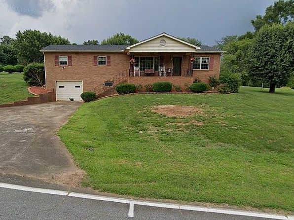 307 Brentwood Rd
