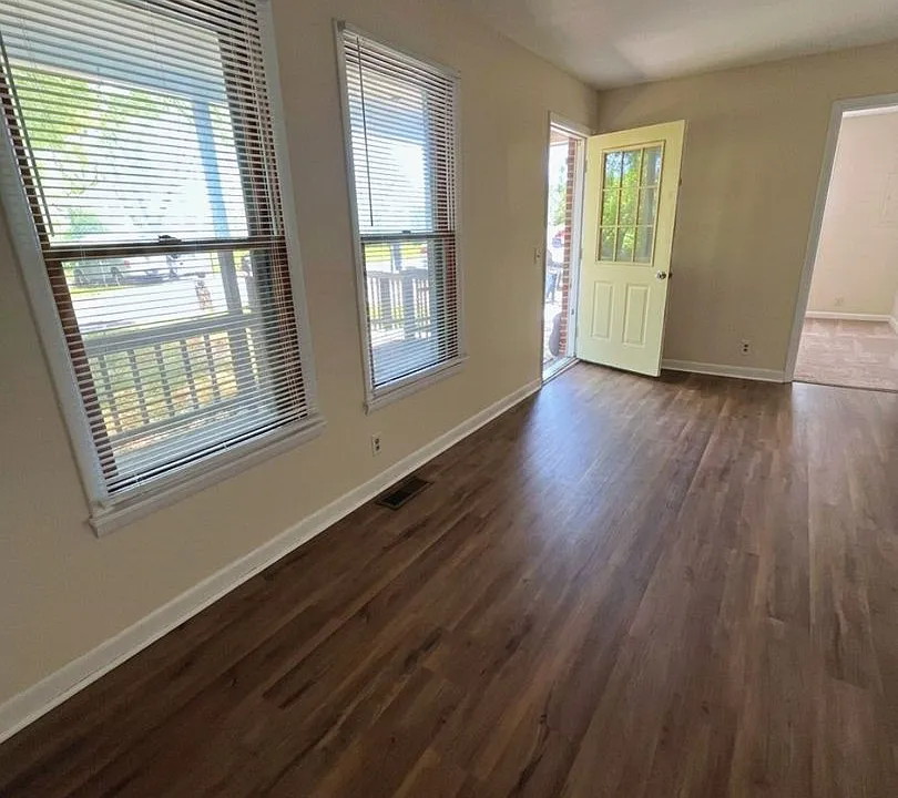 31 Gibson Ave