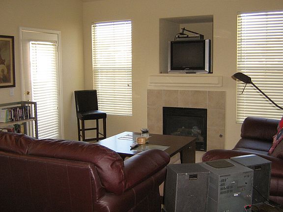 Lots of Light-Fireplace