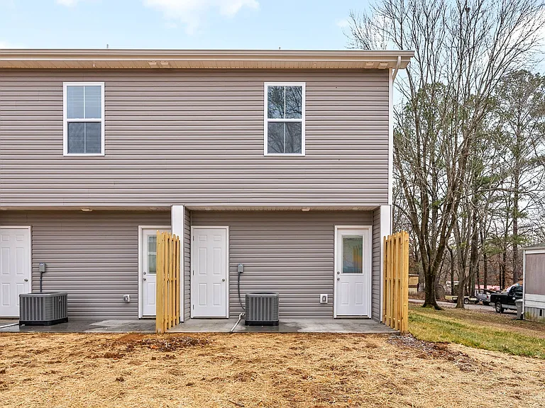 905 Center Rd #A — Photo 23