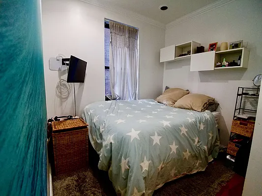 Rented by Compass | media 34