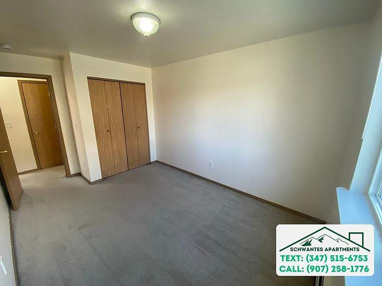 2329 Eureka St — Photo 13