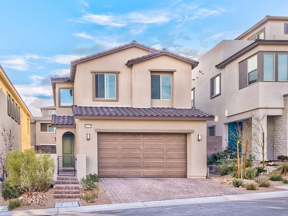 1st image of 11837 Pelican Butte Ave