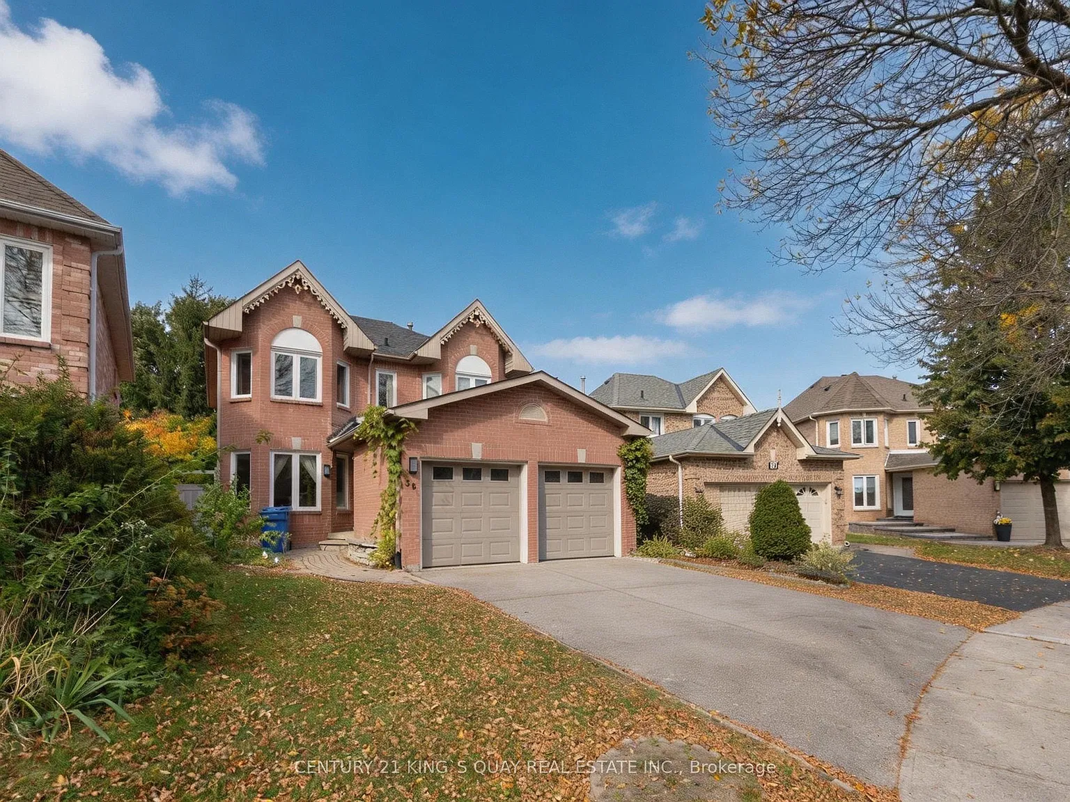 5 bed, $4,200 — Photo 1