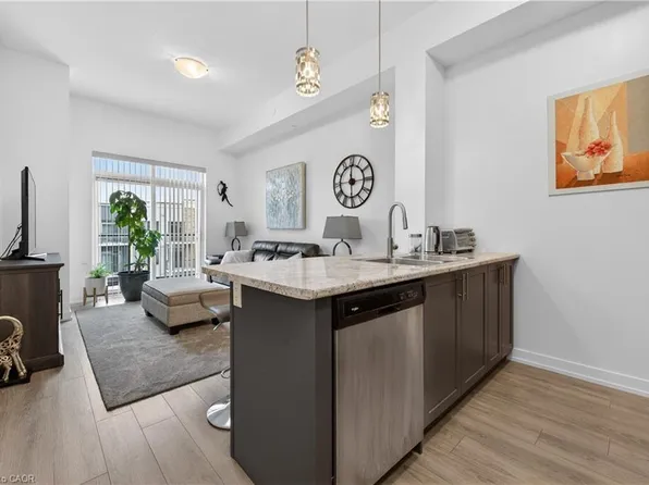 5055 Greenlane Rd #638, Lincoln, ON L0R 1B3