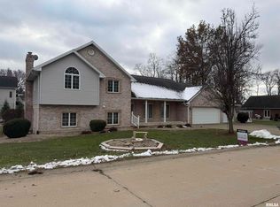 3500 Branchwood Dr, Quincy, IL 62301