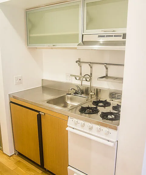 8 Brooks Ave — Photo 23