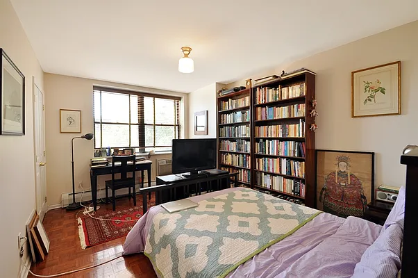 Sold by Corcoran | media 23