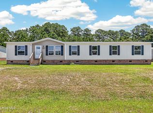 227 Mewborn Dr, Beulaville, NC 28518