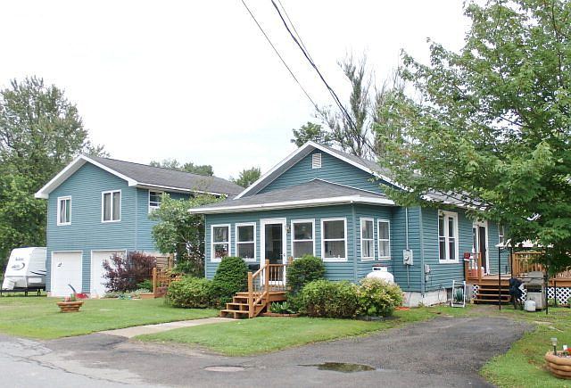 1st image of 9 Bentley Ave