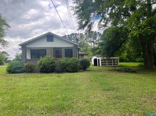 3322 Tabor Rd, Gadsden, AL 35904