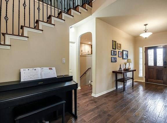 5th image of 11116 Cherisse Dr