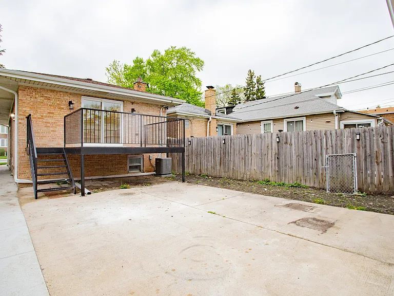 5509 N Central Ave — Photo 23