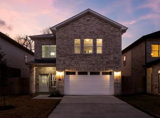 2209 Silverbonnet St, Houston, TX 77055