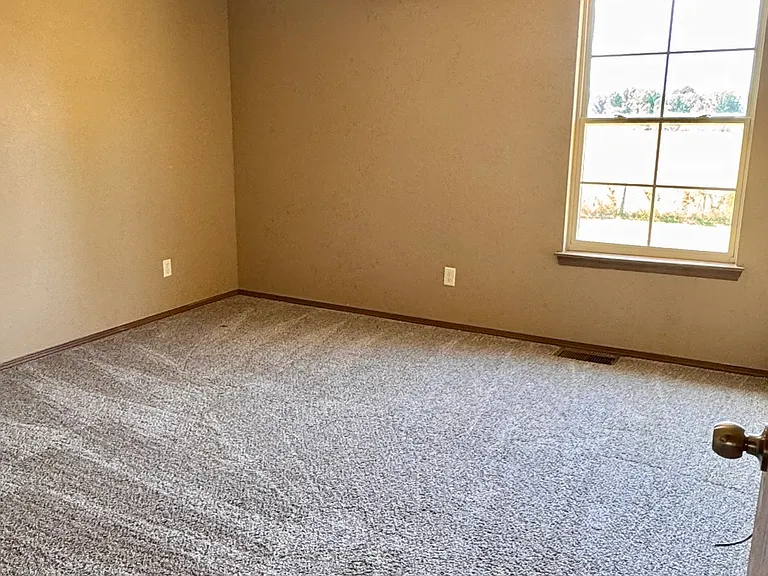 1809 Hanson Dr #1809 — Photo 4