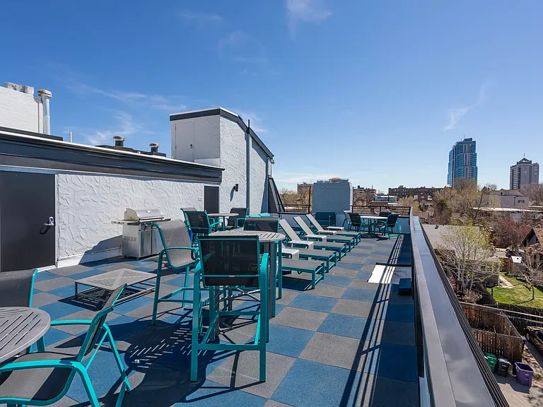10 South Penn — Photo 14