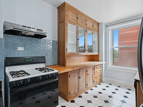 5th image of 5555 S Everett Ave APT C-3
