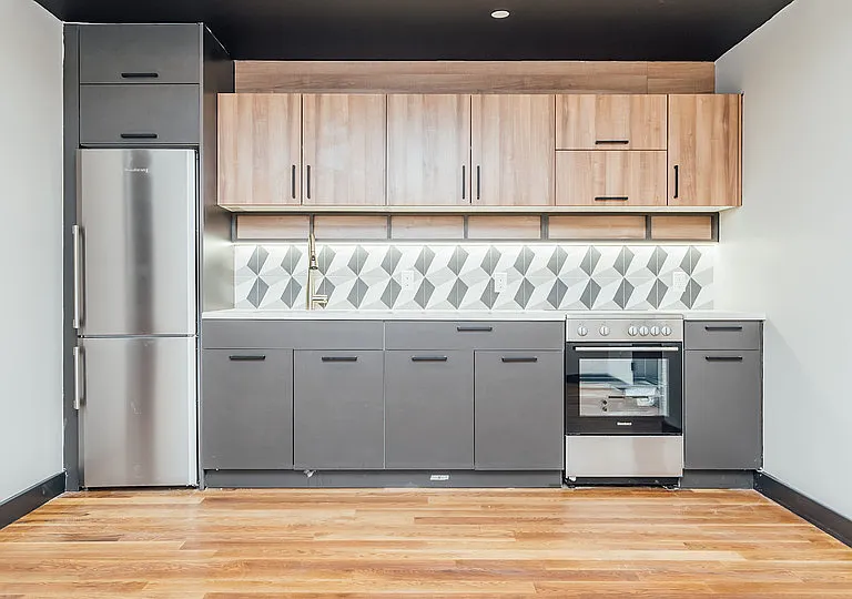 2823 Snyder Ave #1A — Photo 3