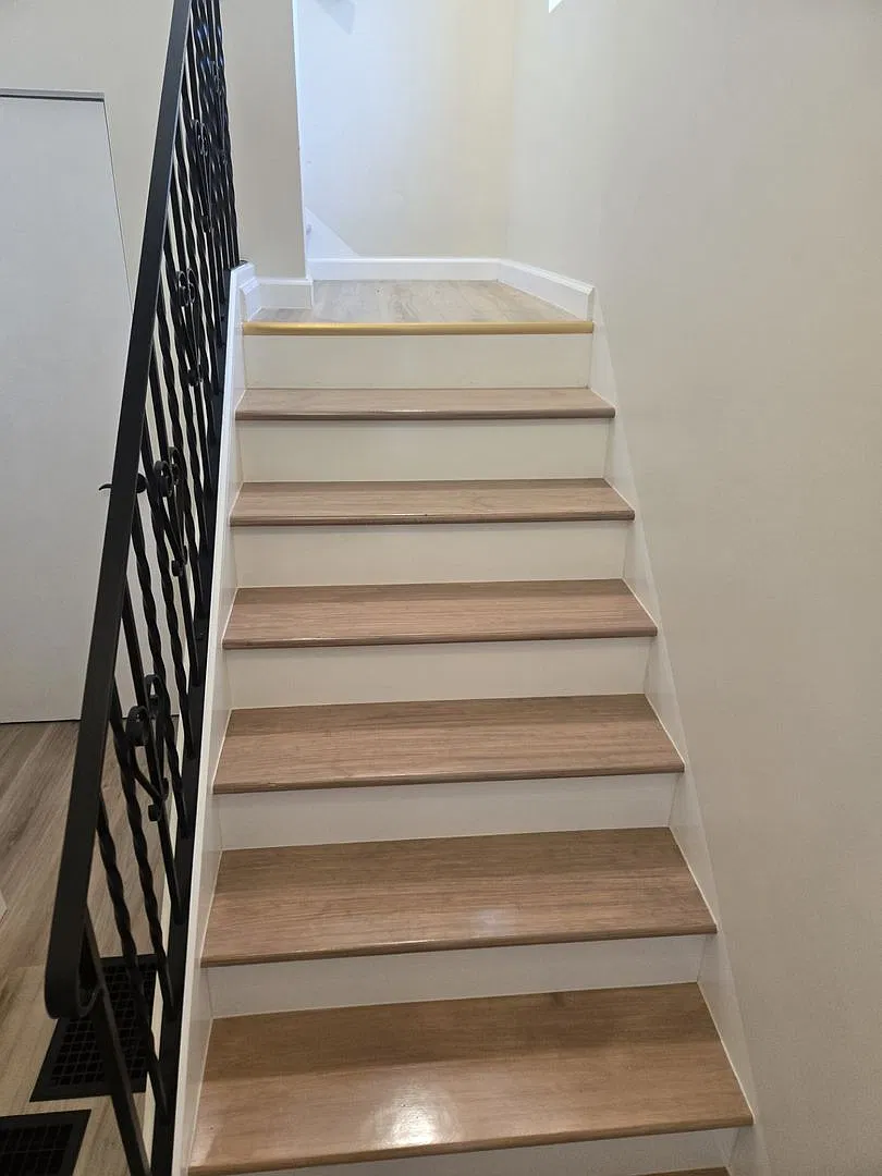 Duplex — Photo 2