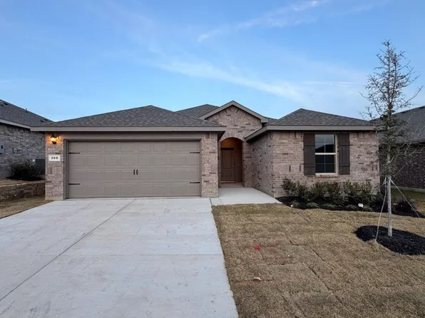 560 Marsh St, Cleburne, TX 76033