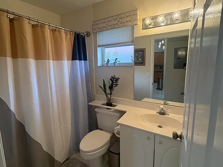 7275 Summer Tree Dr — Photo 15