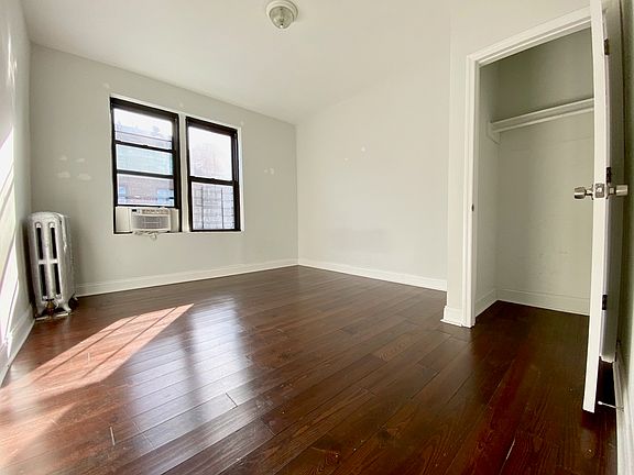 5th image of 19 Woodruff Ave