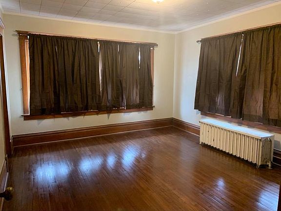 4th image of 316 N Franklin St #2
