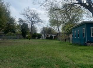 210 Concord Pl, Balcones Heights, TX 78201