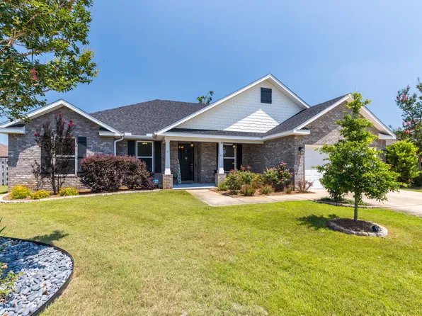 45 Madiera Dr, Freeport, FL 32439