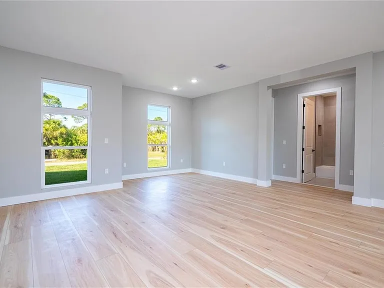 15 Ramblewood St — Photo 11