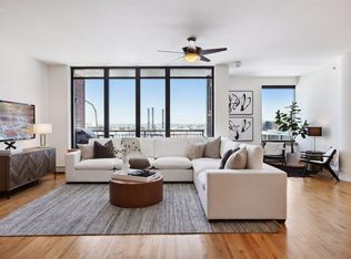 215 10th Ave S UNIT 704, Minneapolis, MN 55415