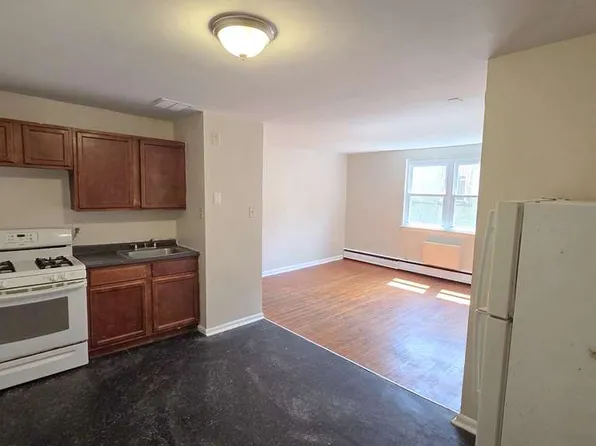 5846 N Marvine St #A17, Philadelphia, PA 19141