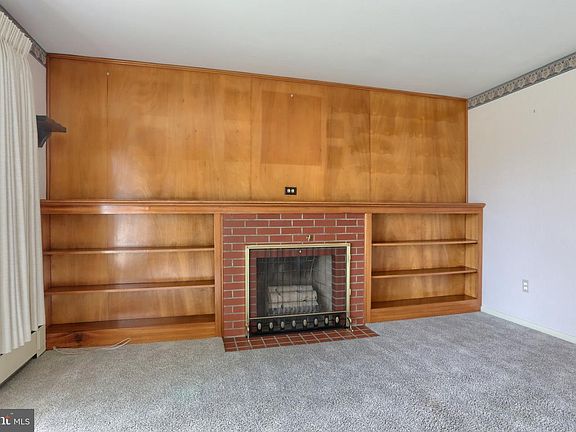 4th image of 1005 S 2nd Ave