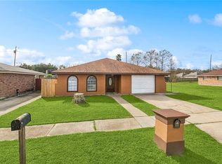 2325 River Queen Dr, Violet, LA 70092