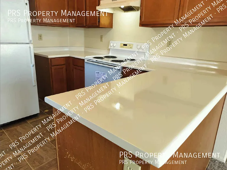 14846 S 27th St — Photo 5