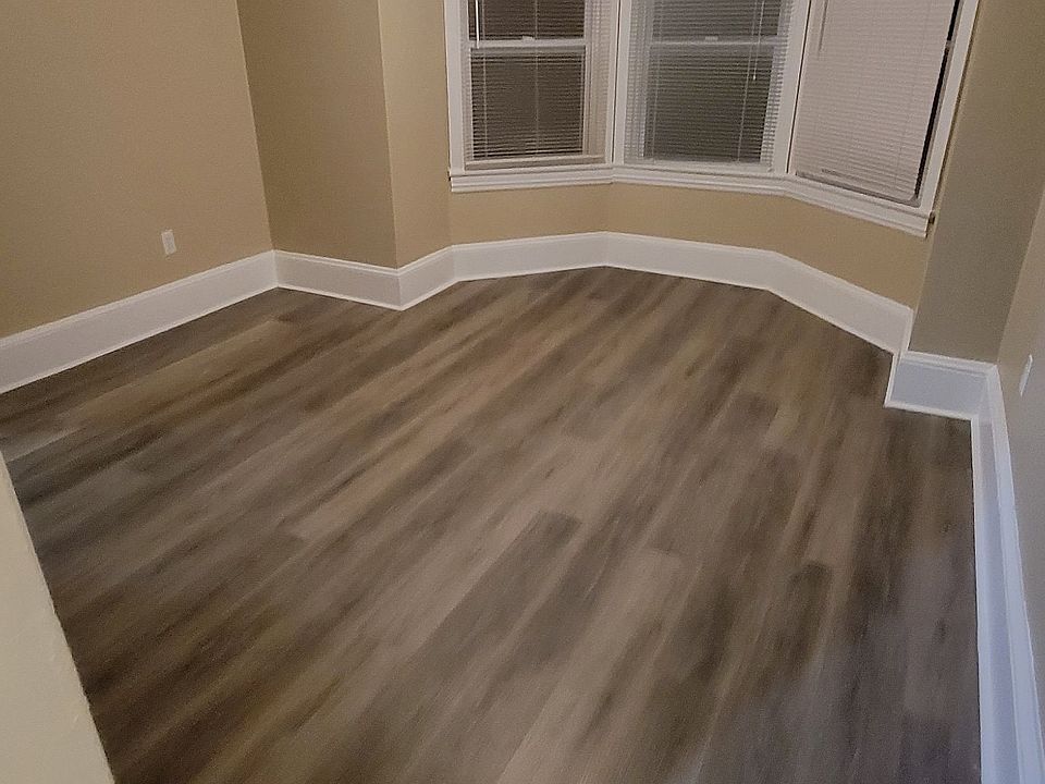 2nd image of 39 N Main St Unit A