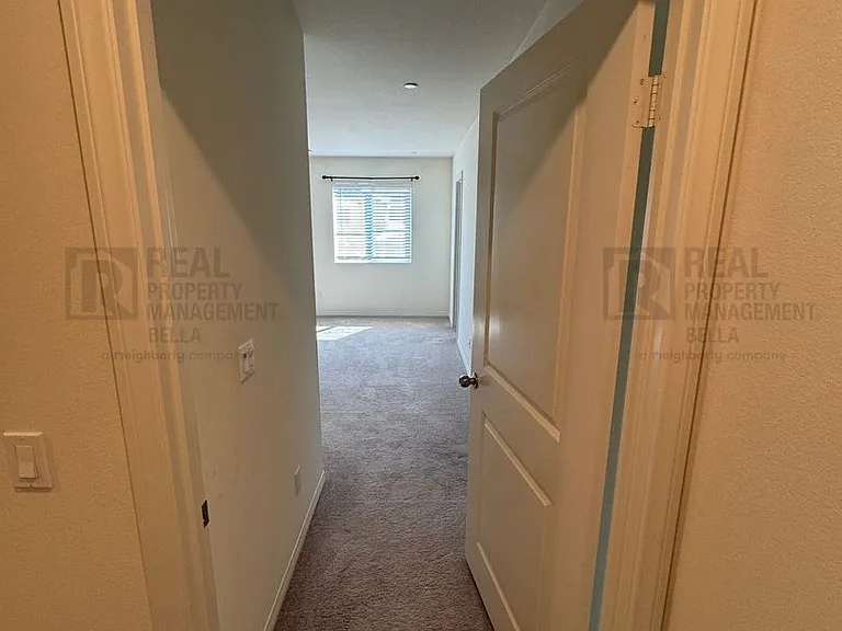 29555 Copper Hill Ct — Photo 34