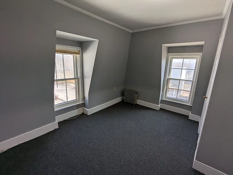 31 Central Ave — Photo 31