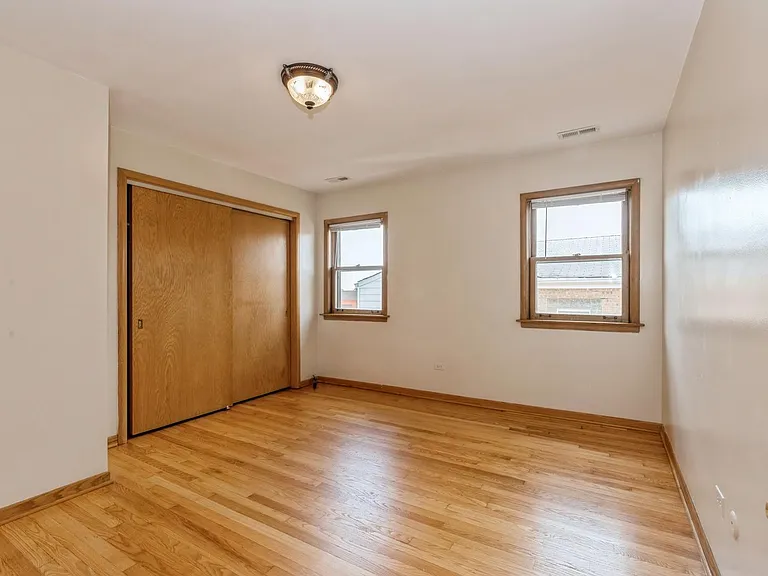 8108 N Oriole Ave #2 — Photo 5