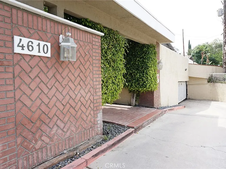 4610 Densmore Ave #20 — Photo 68