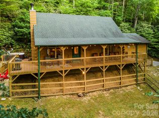45 Ginger Ln, Waynesville, NC 28785