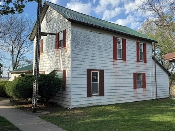 1270 Shetland Rd, Burlington, KS 66839