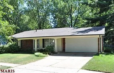 1101 Pinrun Dr photo 1