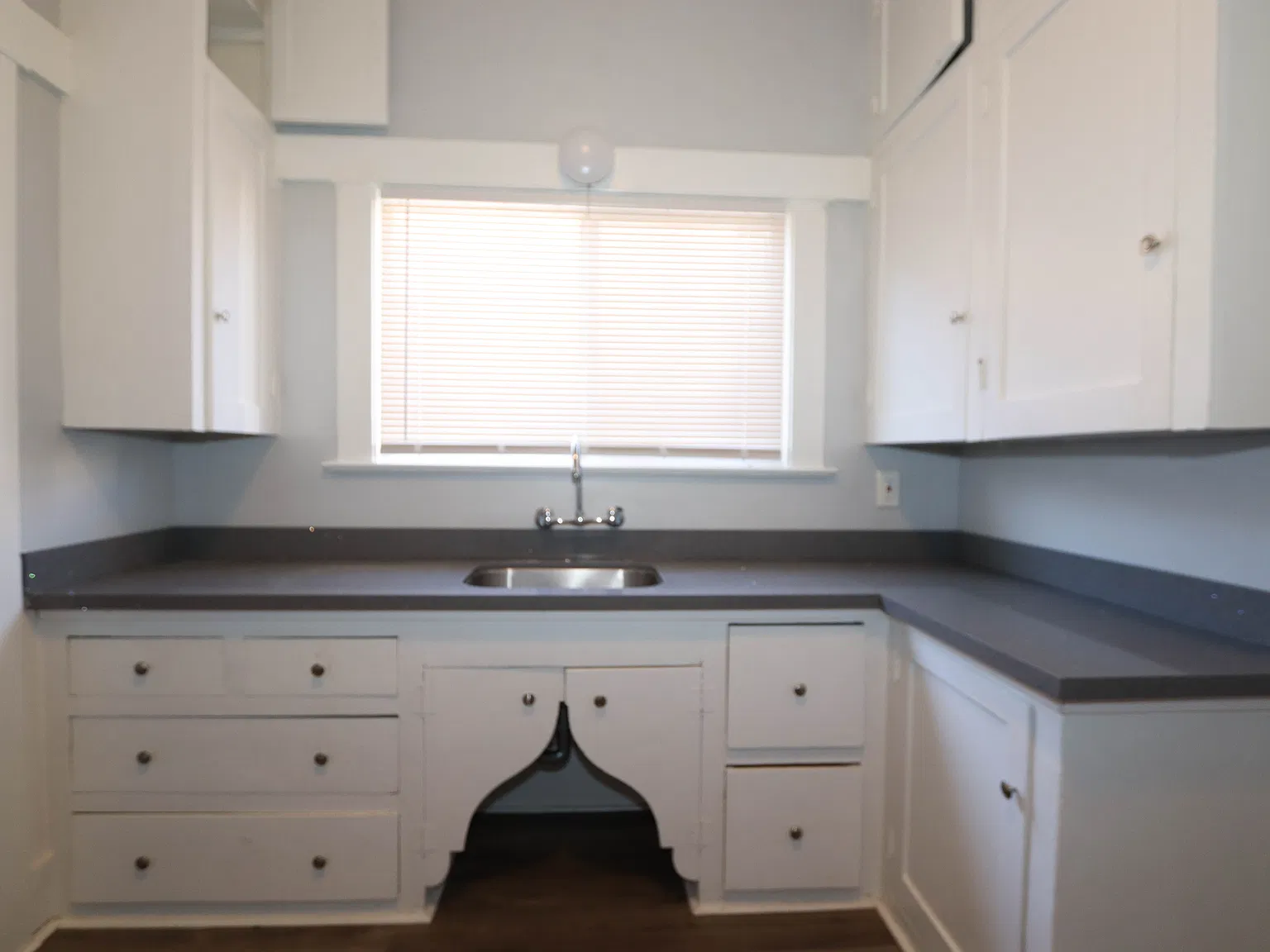 Studio, 359 sqft, $1,595 — Photo 4